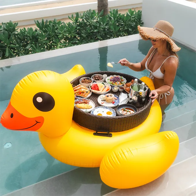 Explorar’s Signature Floating Breakfast